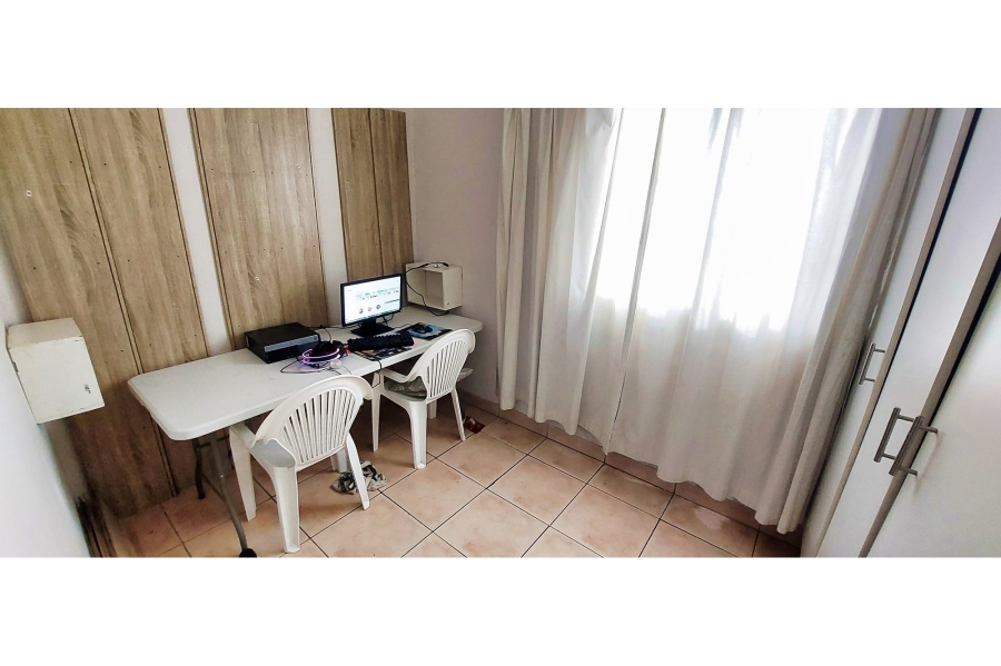 4 Bedroom Property for Sale in Bodorp Western Cape